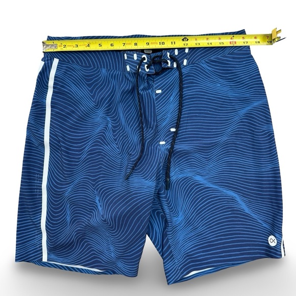 Outerknown Blue and White Board Shorts Quick-Dry Swimwear Men’s 33 - Picture 5 of 9